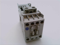 ALLEN BRADLEY 100-C09ZA10 CONTACTOR 9AMP 3POLE 24VDC W/1NO AUXILIARY