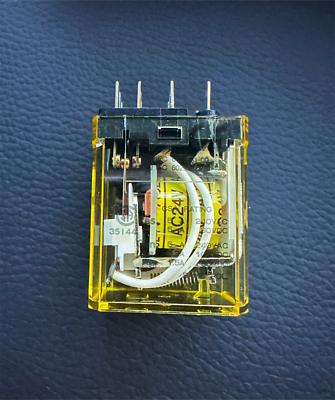 IDEC RY4S-UL-AC24V  RELAY MINIATURE 5AMP COIL 24VAC 4PDT 240VAC 30VDC