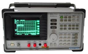AGILENT 8590A ANALYZER