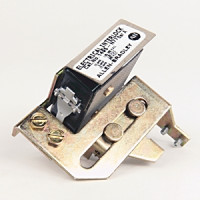 ALLEN BRADLEY 1495-N77 INTERLOCK SWITCH