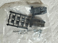 AMPHENOL 17-1724-1 CONNECTOR 2PIECE HOOD D-SUB