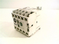 ALLEN BRADLEY 700-MB310A1 700-M MINIATURE CONTROL RELAY, 3 N.O. / 1 N.C. , BIFURCATED CONTACTS, 100V 50HZ / 110-120V 60HZ