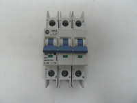 ALLEN BRADLEY 1489-A3D-250 INDUSTRIAL CIRCUIT BREAKER, 3-POLE, 240VAC, 25A, D TRIP CURVE (10.20 IP)