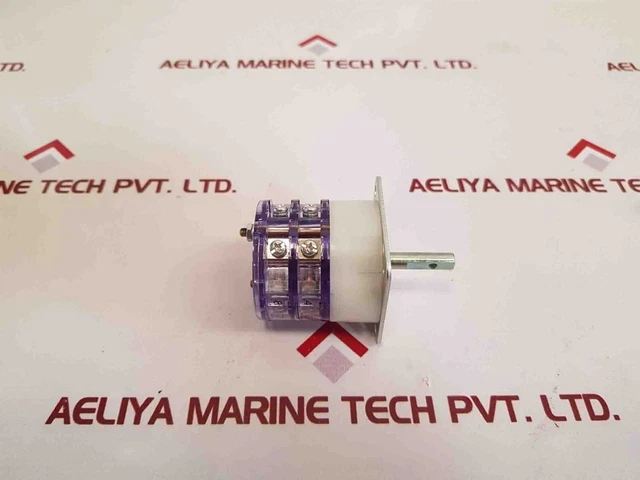 ALLEN BRADLEY 800T-16JX5KB7 30.5MM TYPE 4/13 SEL. SWITCH-ILLUM., 3 POS., TRANSFORMER, 120V AC 50/60 HZ, STD. KNOB SPRING RTN FR/ RIGHT ALLEN BRADLEY 800T-16JX5KB7 30.5MM TYPE 4/13 SEL. SWITCH-ILLUM., 3 POS., TRANSFORMER, 120V AC 50/60 HZ, STD. KNOB SPRING RTN FR/ RIGHT