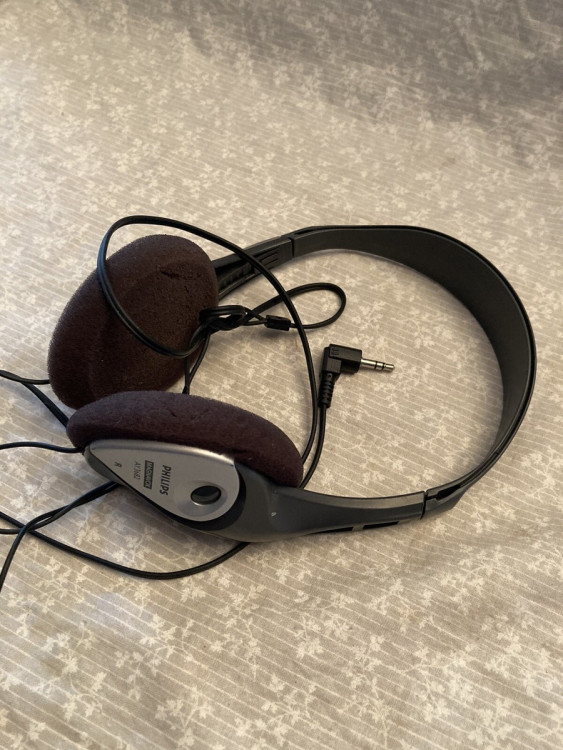 PHILLIPS PMA AUDIO VIDEO SELECTOR 4INPUT PHILLIPS PMA AUDIO VIDEO SELECTOR 4INPUT
