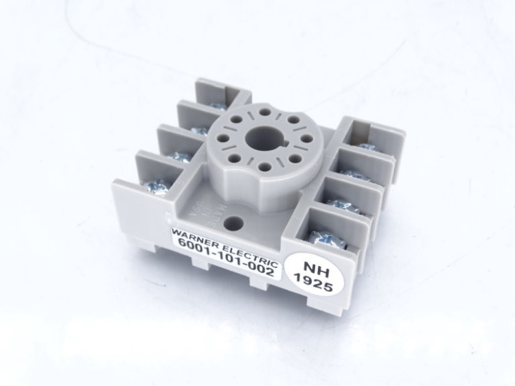 ALTRA INDUSTRIAL MOTION 6001-101-002 OCTAL SOCKET DIN RAIL MOUNT ALTRA INDUSTRIAL MOTION 6001-101-002 OCTAL SOCKET DIN RAIL MOUNT