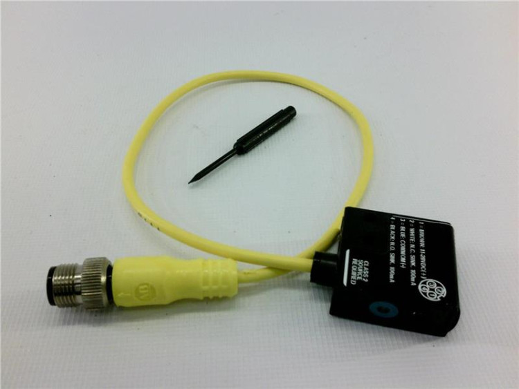 ALLEN BRADLEY 42SMR-7100 PHOTOELECTRIC SENSORS, MINIATURE RECTANGULAR, TRANSMITTED BEAM, RECEIVER, 11 - 28 VDC, NPN, COMPLEMENTARY OUTPUTS, CABLE 2 M