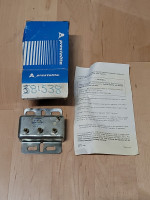 VOLTAGE REGULATOR 8-413