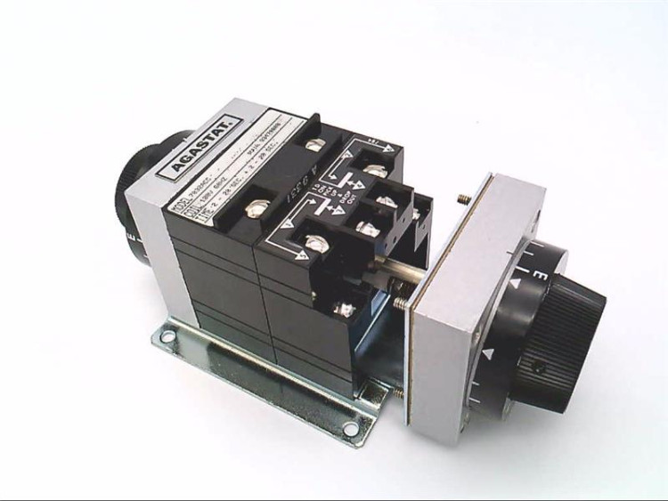 AGASTAT 7032-ACC TIME DELAY RELAY 120V