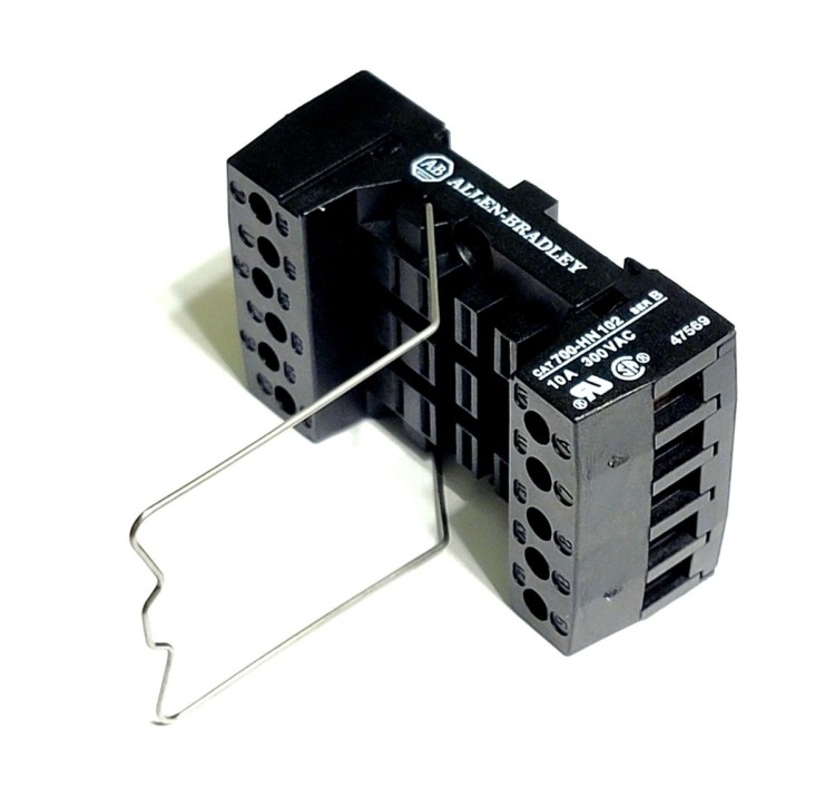 ALLEN BRADLEY 700-HN102 RELAY SOCKET 11PIN 10AMP 300VAC