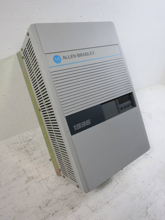 ALLEN BRADLEY 1336-B005-EAD-S1 DRIVE 5HP 3PHASE 380/415/460VAC 9.2AMP 50/60HZ